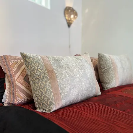 Bed & Breakfast De Nachtegaal Naarden